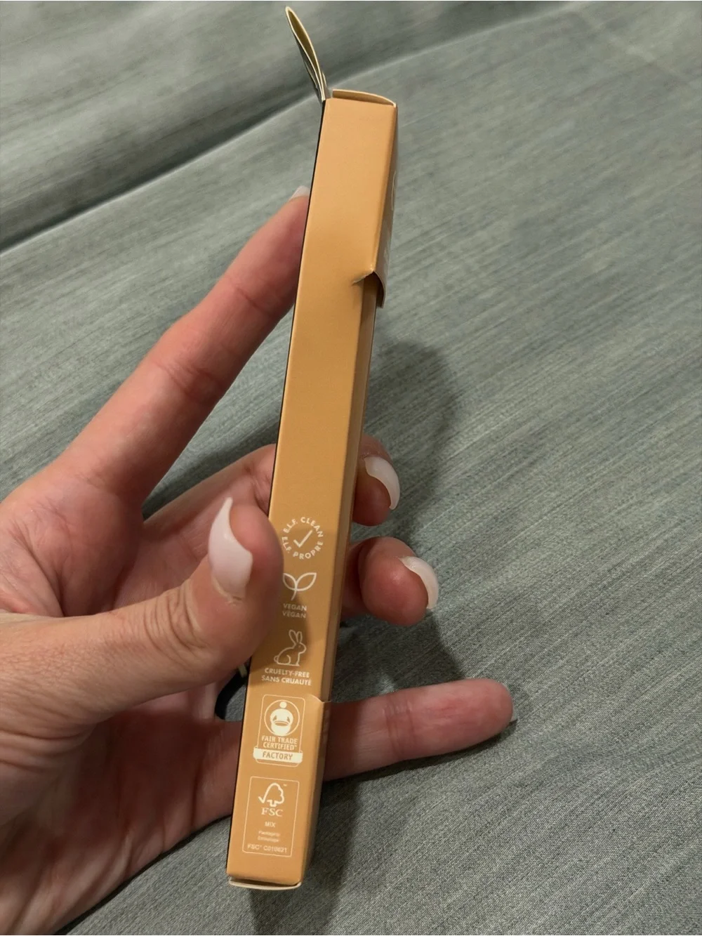 e.l.f. Flawless Brightening Concealer - Peach Tone
